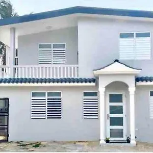 https://mabodamaca-luxury-apartments.comcaribbean.com