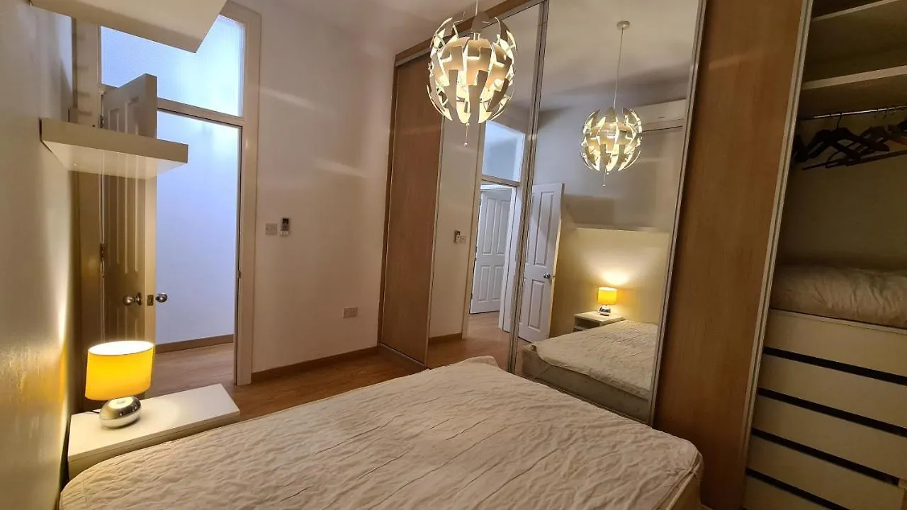 Gibraltar Town Centre Flat With Roof Terrace Apartment